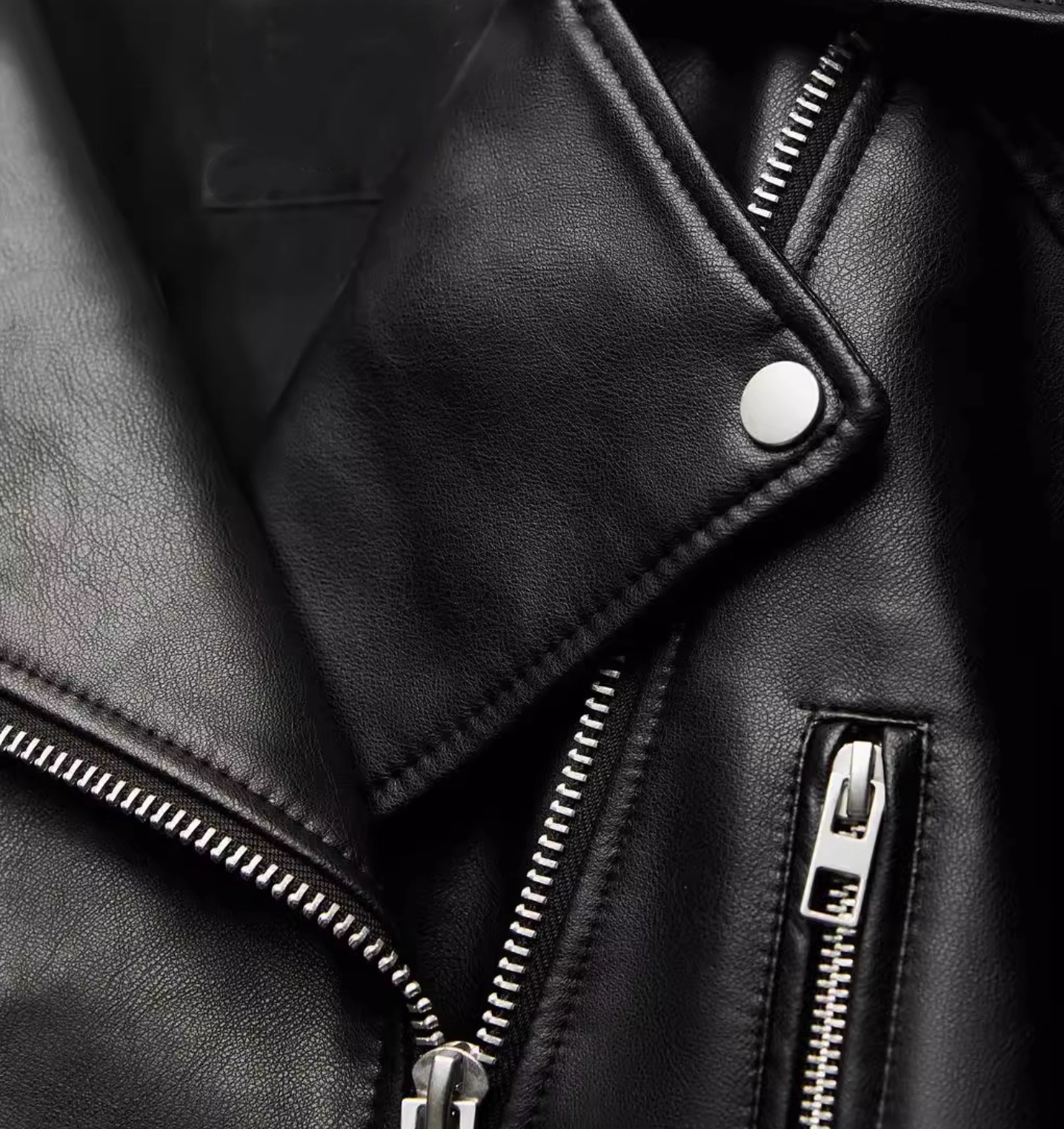 Kurze Lederjacke