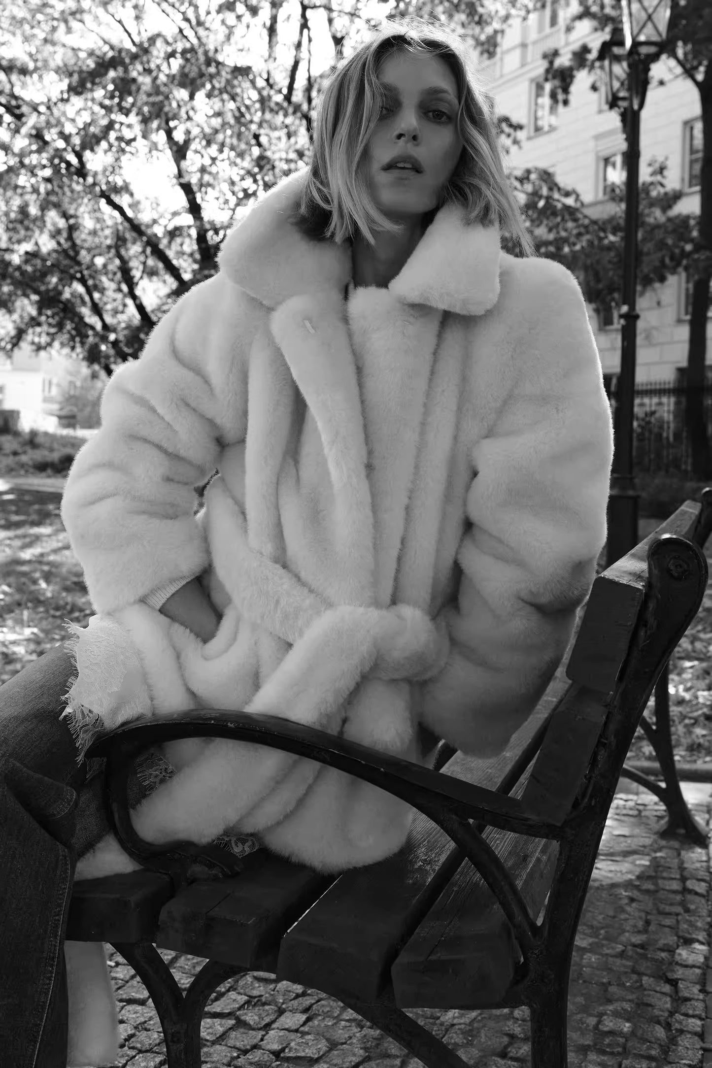 Kurze Fell-Mantel Damen